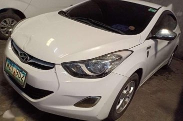 2013 HYUNDAI Elantra gl manual WZI 902