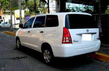 2008 Toyota Innova J FOR SALE