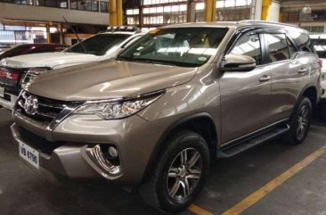 SELLING TOYOTA Fortuner G 2016 AT