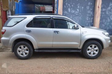 2011 Toyota Fortuner 4x4 AT FOR SALE