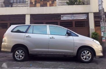 2010 Toyota Innova E Gas MT