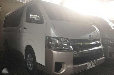 2018 Toyota Hiace GL Grandia 3.0L Manual Diesel Pearl White