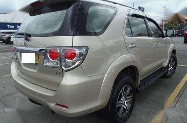 2013 Toyota Fortuner G Diesel AT 