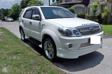 HOT selling Toyota Fortuner g 2006