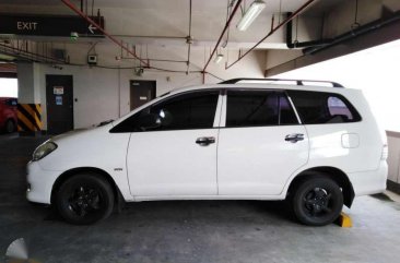 Rush Sale! TOYOTA Innova 2009