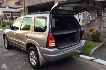 Mazda Tribute 2004 SUV Fuel efficient