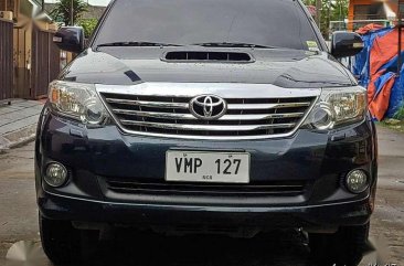 2014 Toyota Fortuner V 4x2 AT FOR SALE