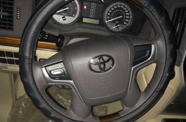 Toyota Land Cruiser LC200 VX DUBAI V8 AT 2017 