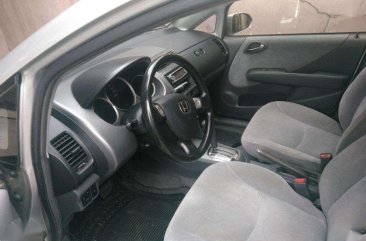 Selling my Honda City 2006 Automatic good shifting