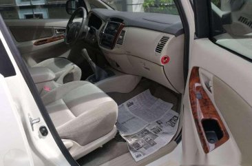 Toyota Innova G MT 2015 well-maintained