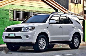 2009 Toyota Fortuner VVTI FOR SALE