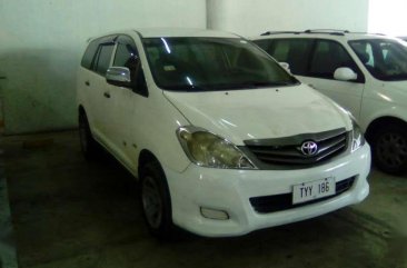 Toyota Innova j diesel 2011 FOR SALE