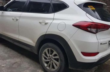 Grab ready Hyundai Tucson 2016 for assume balance