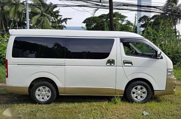 Toyota Hiace super grandia 2011 FOR SALE