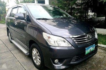 SELLING TOYOTA Innova G AT diesel 2013