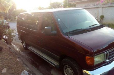 2004 Ford E150 FOR SALE