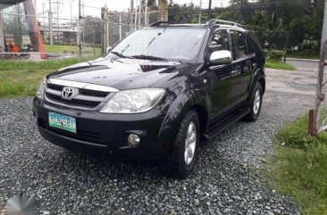 2005 Toyota Fortuner g automatic FOR SALE