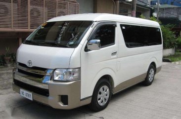 2016 Toyota Hiace GL Grandia 30L diesel MT 