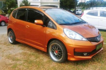 Honda Jazz 2013 super loaded automatic financing ok