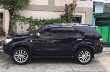 2011 Toyota Fortuner AT Diesel FOR SALE