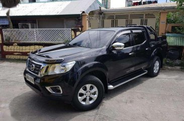 SELLING Nissan Navara 2015