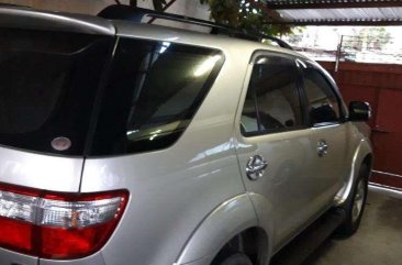 2010 Toyota Fortuner G AT Gas FOR SALE