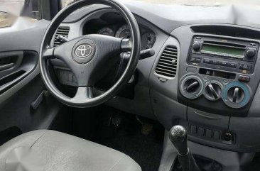 2006 TOYOTA INNOVA J . manual FOR SALE