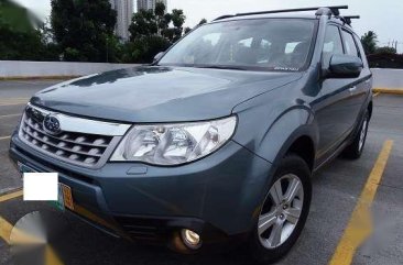 Premium Edition Subaru Forester 2.0 XS AT AWD 