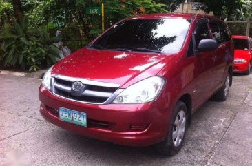 SELLING TOYOTA Innova 2006 gas manual