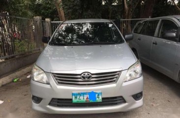 Toyota Innova 2013 E FOR SALE