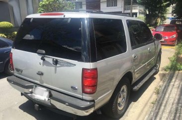 SELLING 2001 Ford Expedition