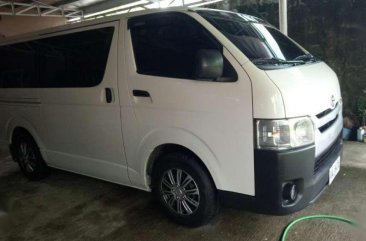 Rush! 2014- 2015 Toyota Hiace commuter