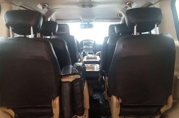 2009 HYUNDAI Grand Starex VGT Manual FOR SALE