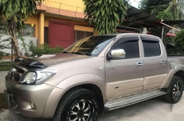 TOYOTA Hilux d4d 2006,Diesel ,A/T 4x4, G variant Davao