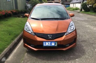 2013 Honda Jazz 15 V CVT AT FOR SALE