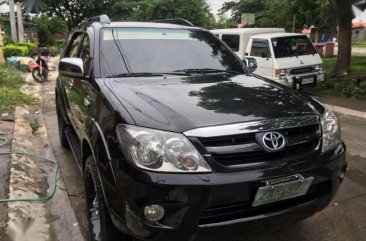 Toyota Fortuner 2005 mdl acquired 2006