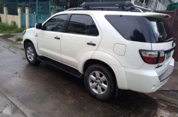 2010 TOYOTA Fortuner diesel matic excellent condition