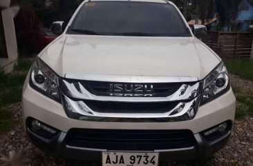 Isuzu MUX 2015 MT 4x2 Complete papers