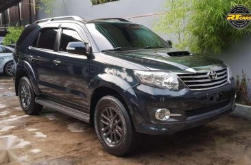 2015 Toyota Fortuner 4x2 G -Vnt turbo diesel engine