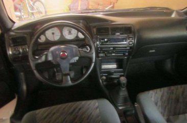 SELLING Toyota Corolla 2000