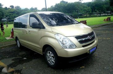 HYUNDAI GRAND Starex GL MT Diesel 2011 