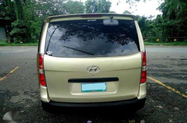 HYUNDAI GRAND Starex GL MT Diesel 2011 