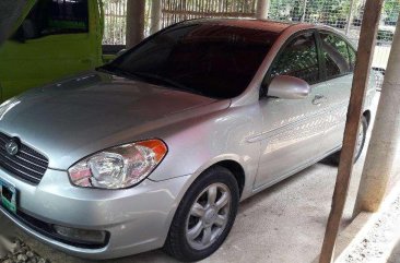 SELLING Hyundai Accent 2010