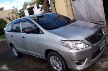 SELLNG TOYOTA Innova 2.5 2015