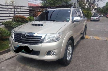 2014 Toyota Hilux 4x2g matic FOR SALE