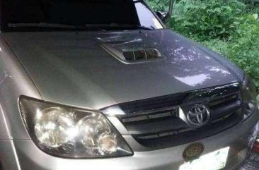 Toyota Fortuner 2005 FOR SALE