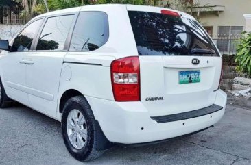 2012 Kia Carnival LX M-T CRDI Turbo Diesel