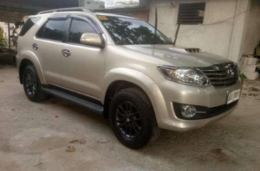 Toyota Fortuner V AT Automatic Transmission 2014 model