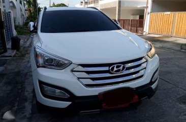 SELLING HYUNDAI Santa Fe 2013