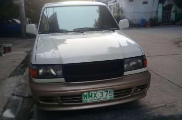 Toyota Revo Glx 2000 White For Sale 